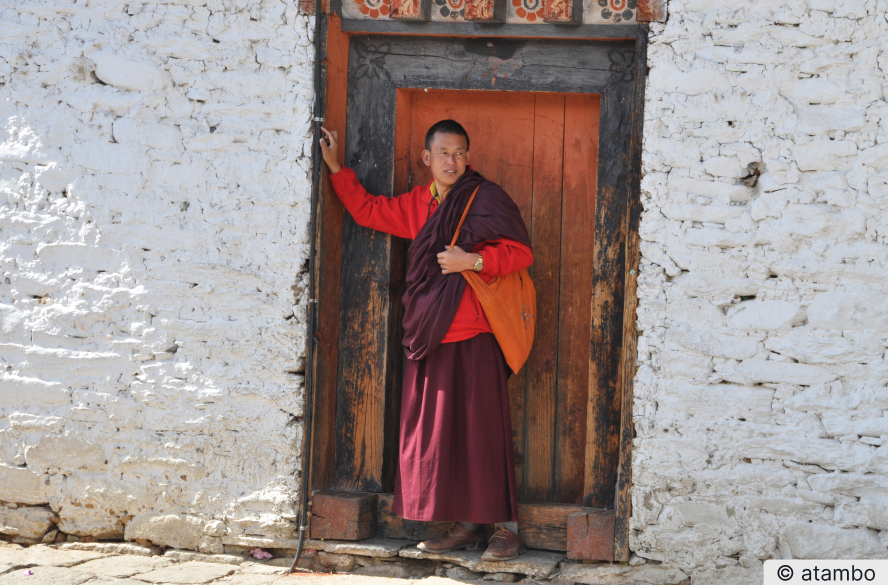 Traumreise nach Bhutan zu den Mönchen - atambo