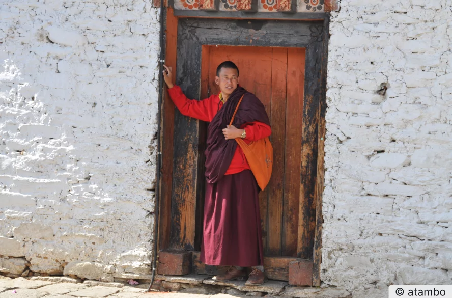 Traumreise nach Bhutan zu den Mönchen - atambo